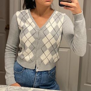 Brandy Melville Elizabeth Sweater